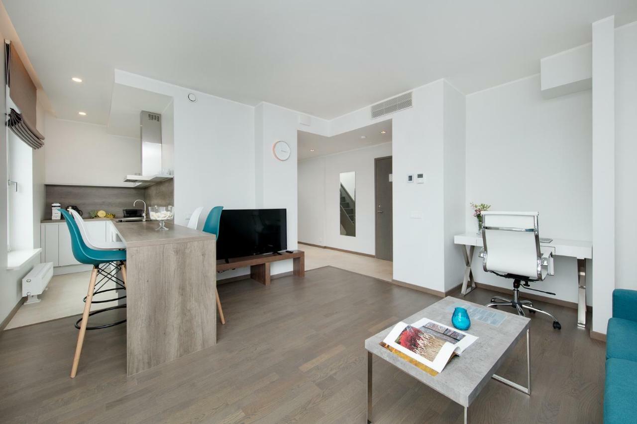 8Era Business Executive Rotermanni Apartments Tallinn Bagian luar foto