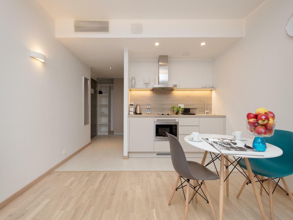 8Era Business Executive Rotermanni Apartments Tallinn Bagian luar foto