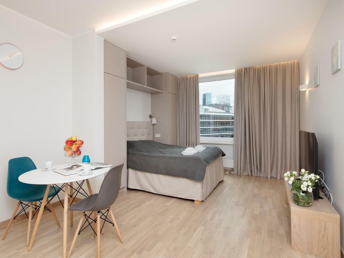 8Era Business Executive Rotermanni Apartments Tallinn Bagian luar foto