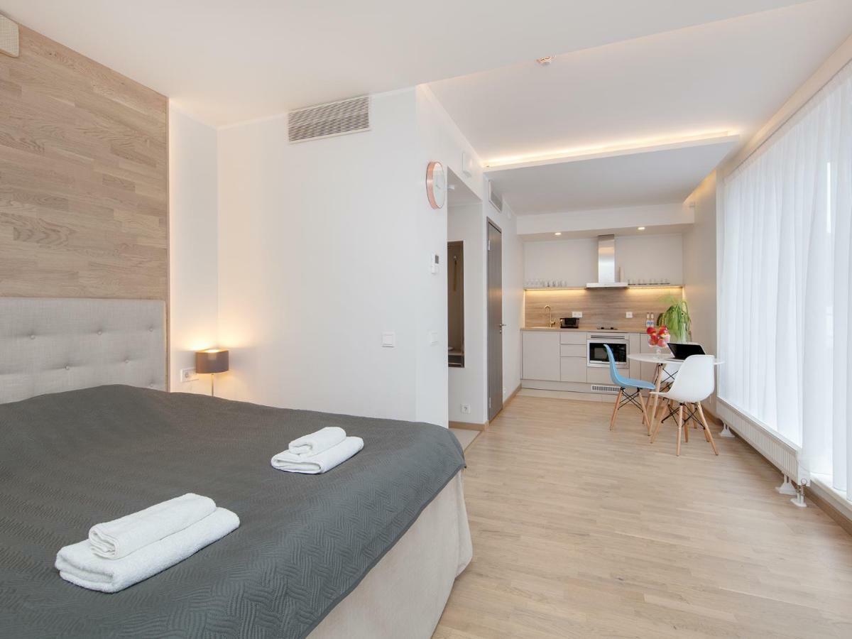 8Era Business Executive Rotermanni Apartments Tallinn Bagian luar foto