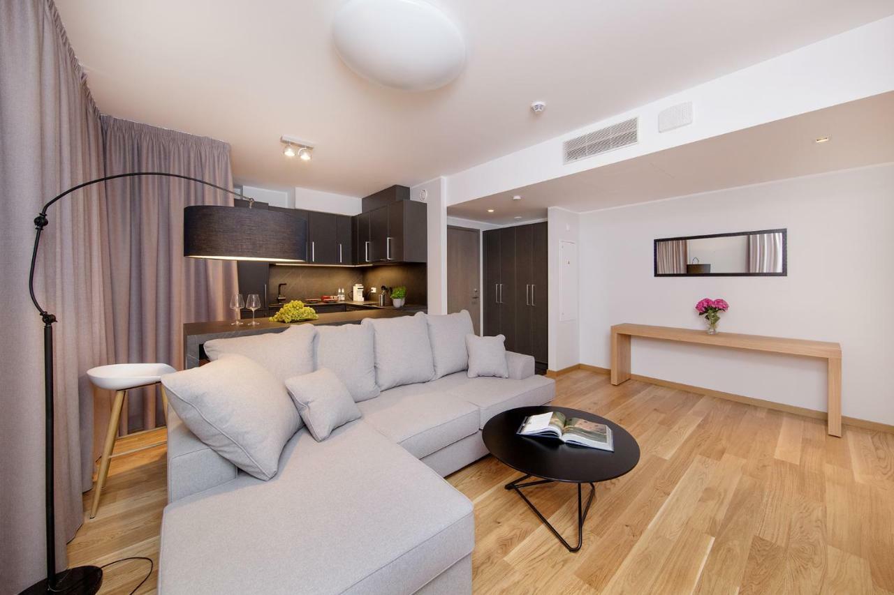 8Era Business Executive Rotermanni Apartments Tallinn Bagian luar foto