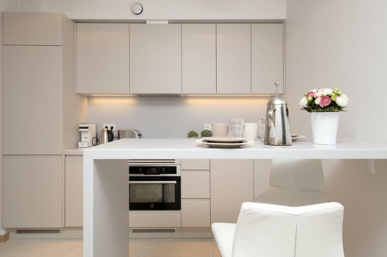 8Era Business Executive Rotermanni Apartments Tallinn Bagian luar foto